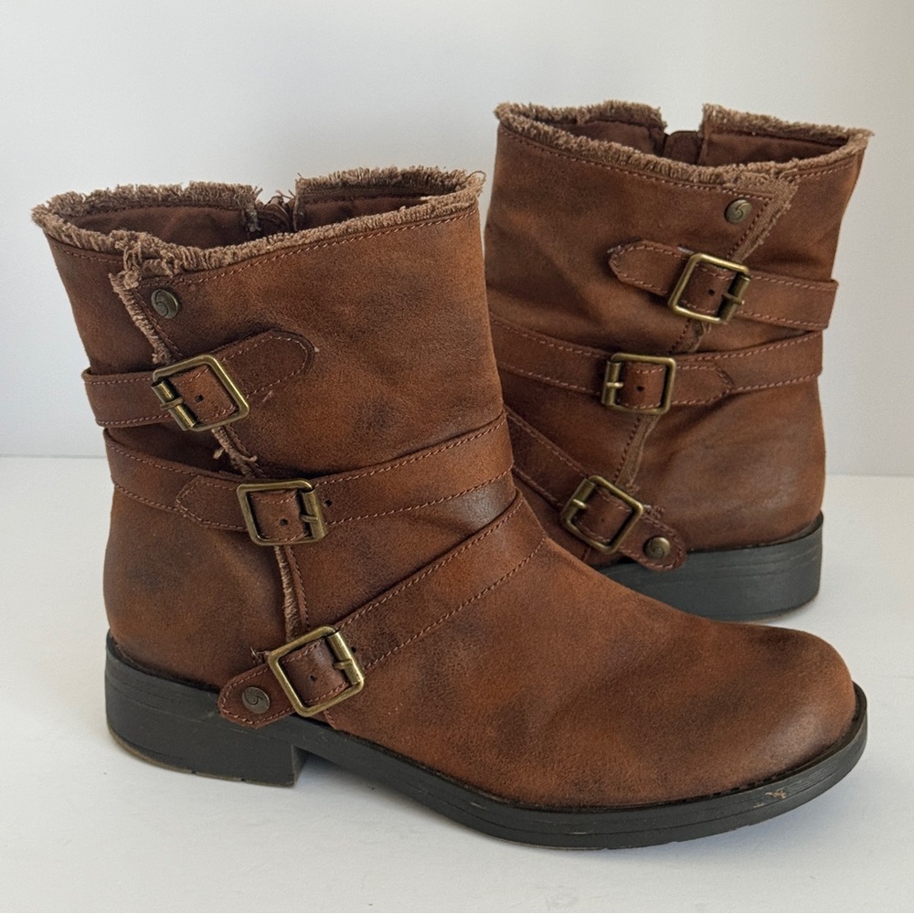 Makalu California Women’s Brown Buckle Ankle Boots Size 10